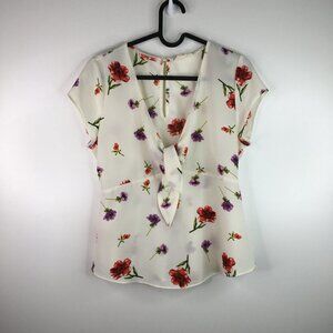 e m floral top Sz. S em4367